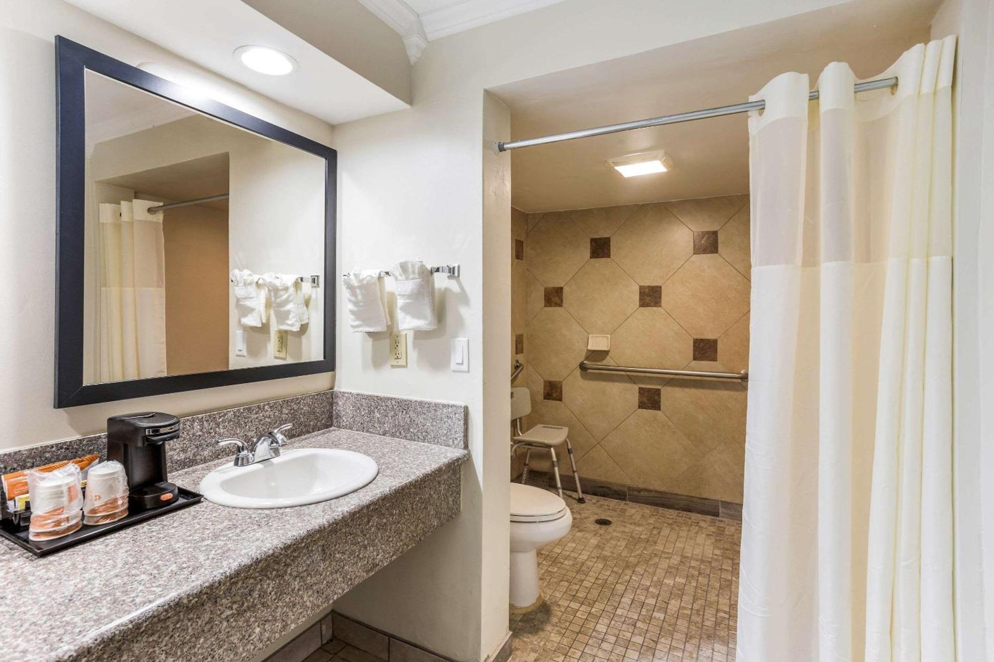 Inn Quality Downtown Escondido