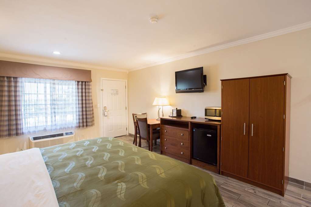 Inn Quality Downtown 3*