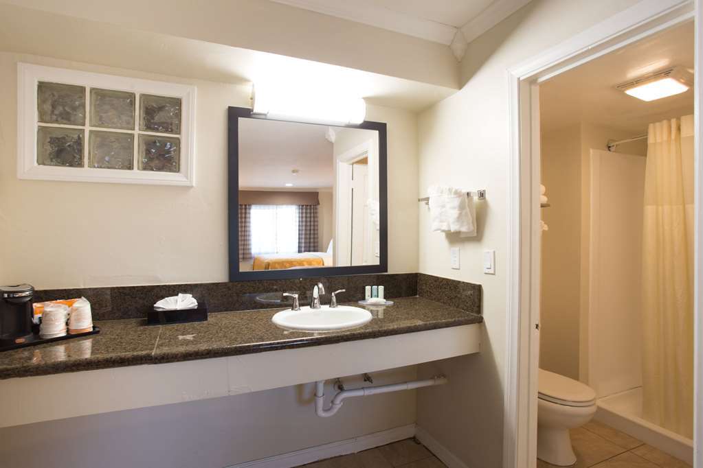 Quality Downtown Inn Escondido